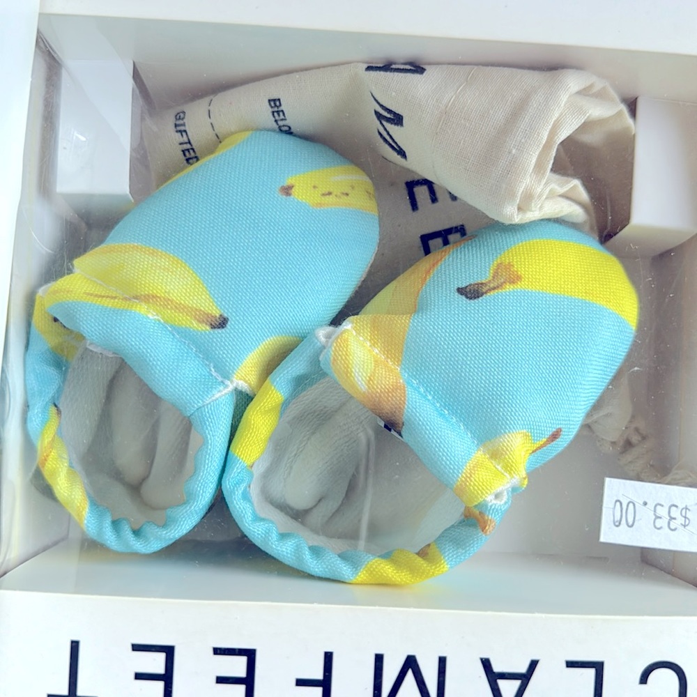 Clamfeet baby shoes new in box